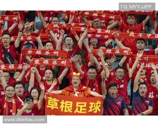 足球明星进球后的精彩庆祝瞬间集锦展现激情与荣耀